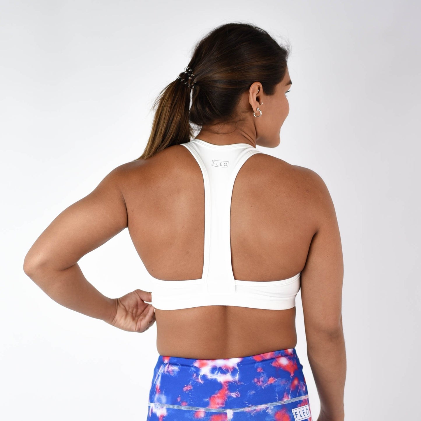 FLEO - Nora Sports Bra - Medium Support - Sale - white-nora-5