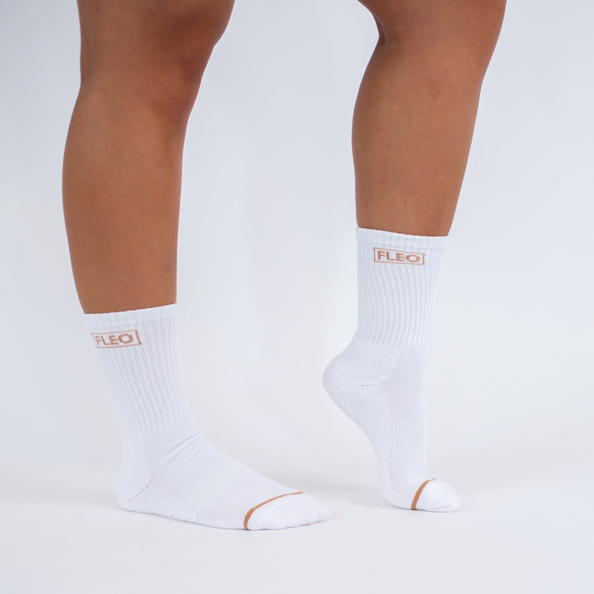 FLEO - Crew Socks - Side Logo - Accessory - white-tancrew-3