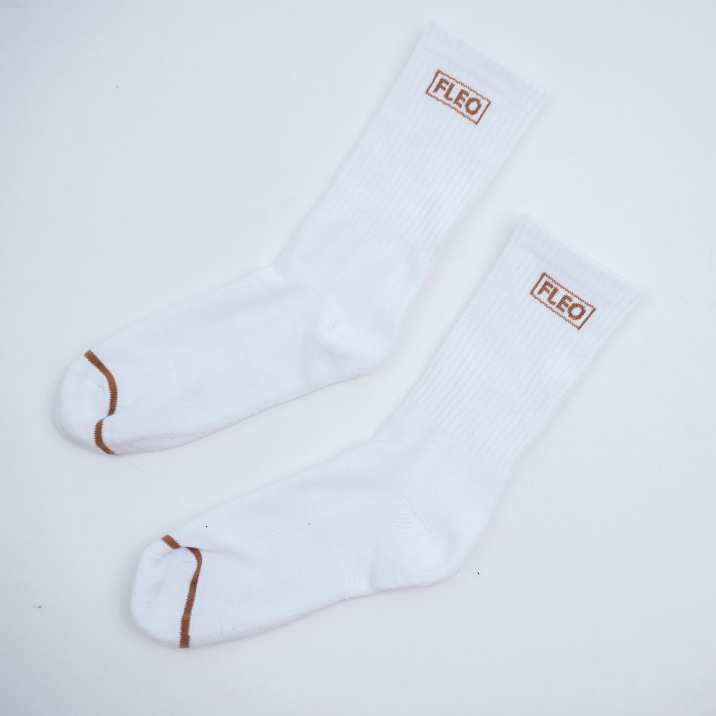 FLEO - Crew Socks - Side Logo - Accessory - white-tancrew-4
