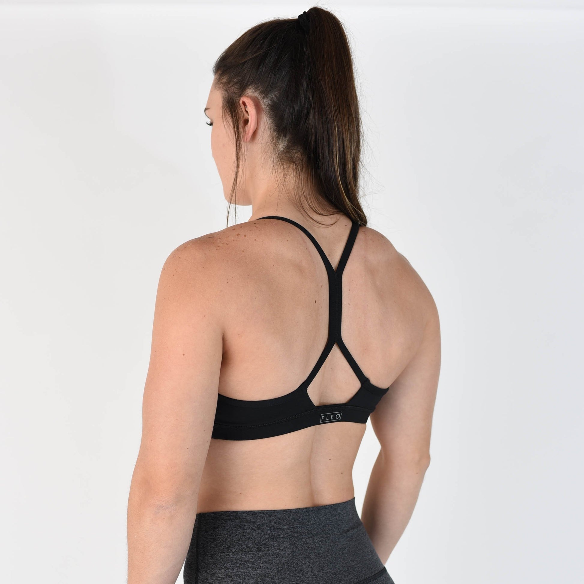 FLEO - Reinette Sports Bra - Medium Support - Sports Bra - Blk-3_8a62e61d-d622-4493-aca7-6b32e1fd42ef