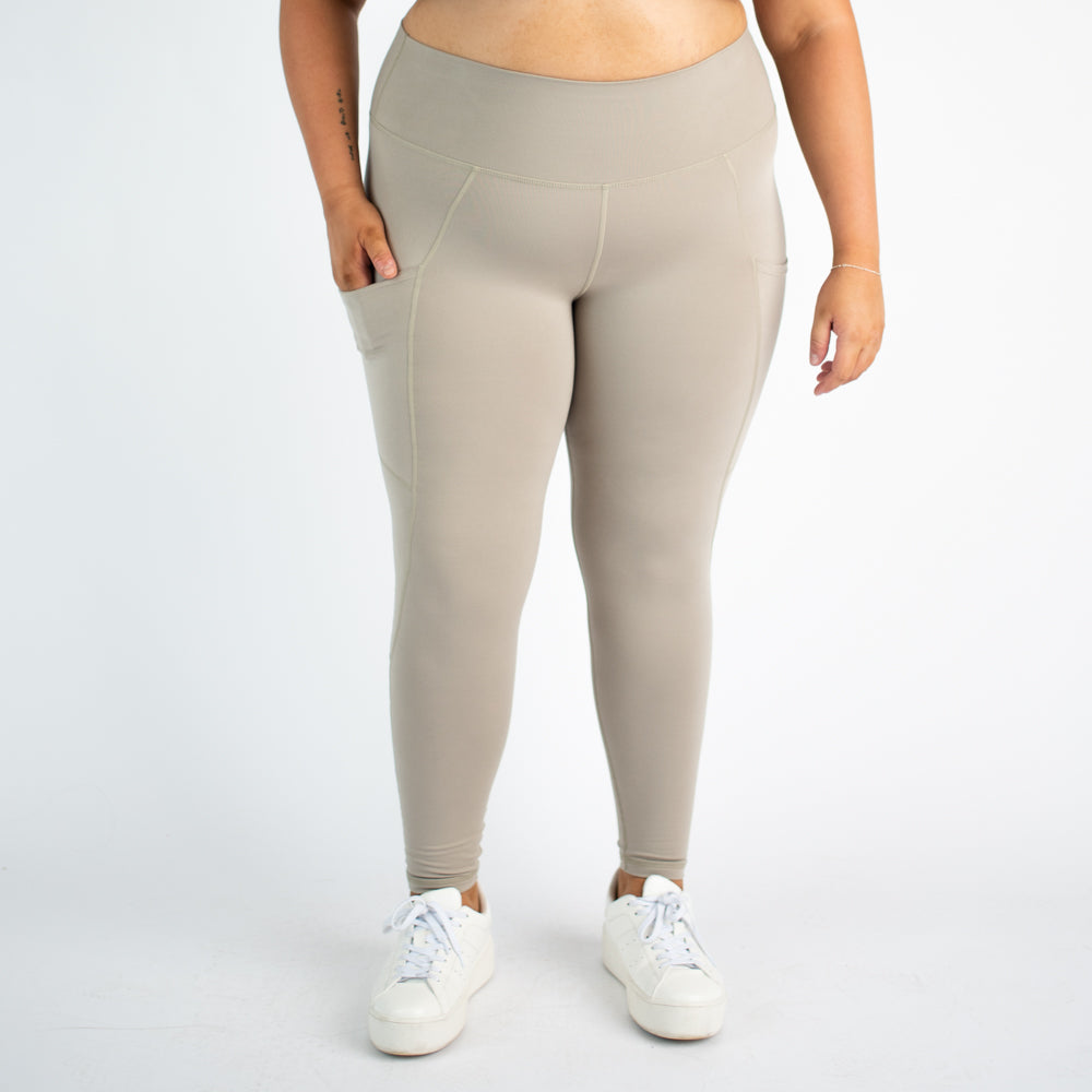 FLEO - Reverie Pocket Leggings 25" - High Rise - Leggings - LEG-REVX-B-FRAMD-1