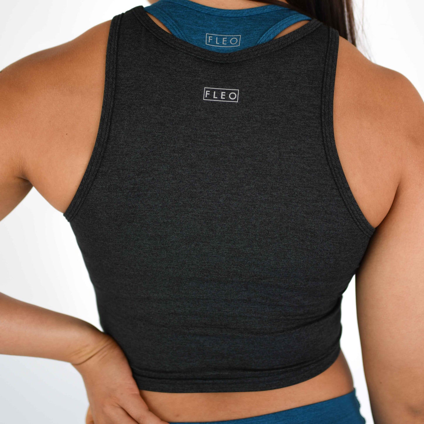 FLEO - Tempo Crop Tank - Fitted - Tank - charcoal-5_43627792-81e8-4623-a044-de770c50a603