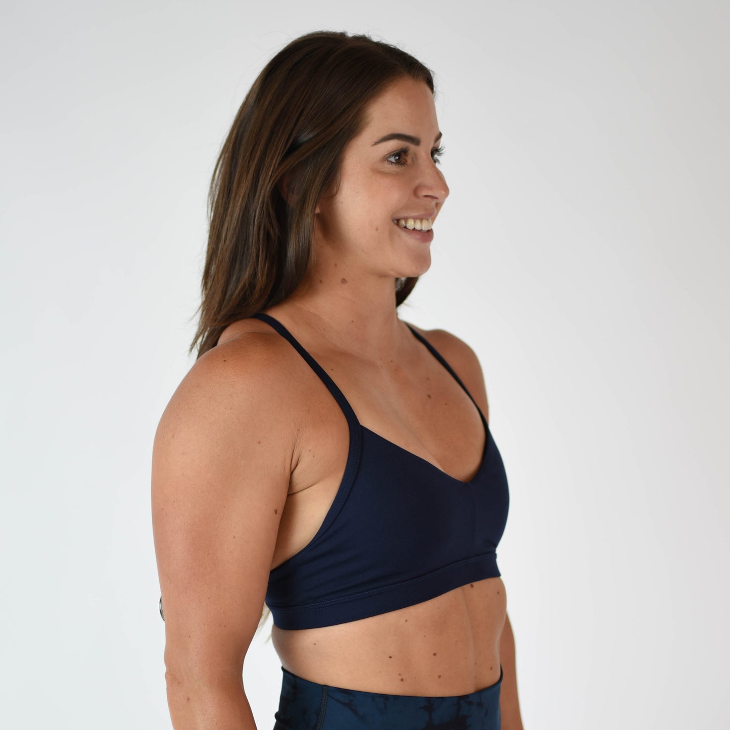 FLEO - Reinette Sports Bra - Medium Support - Sports Bra - classic-navy-4_412da5ed-3e4d-489d-b3da-81466c1b6f94