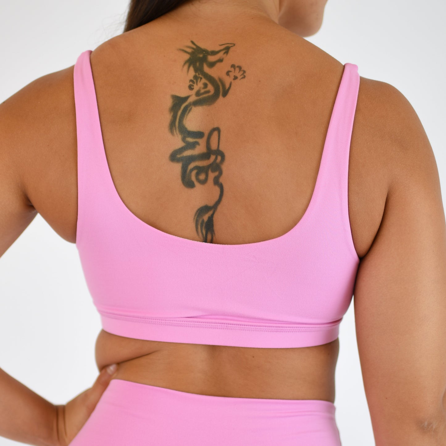 FLEO - Selena Sports Bra - Medium Support - Sports Bra - cyclamen-5_753bc958-90e1-4a24-a28e-5dea96f8a00f