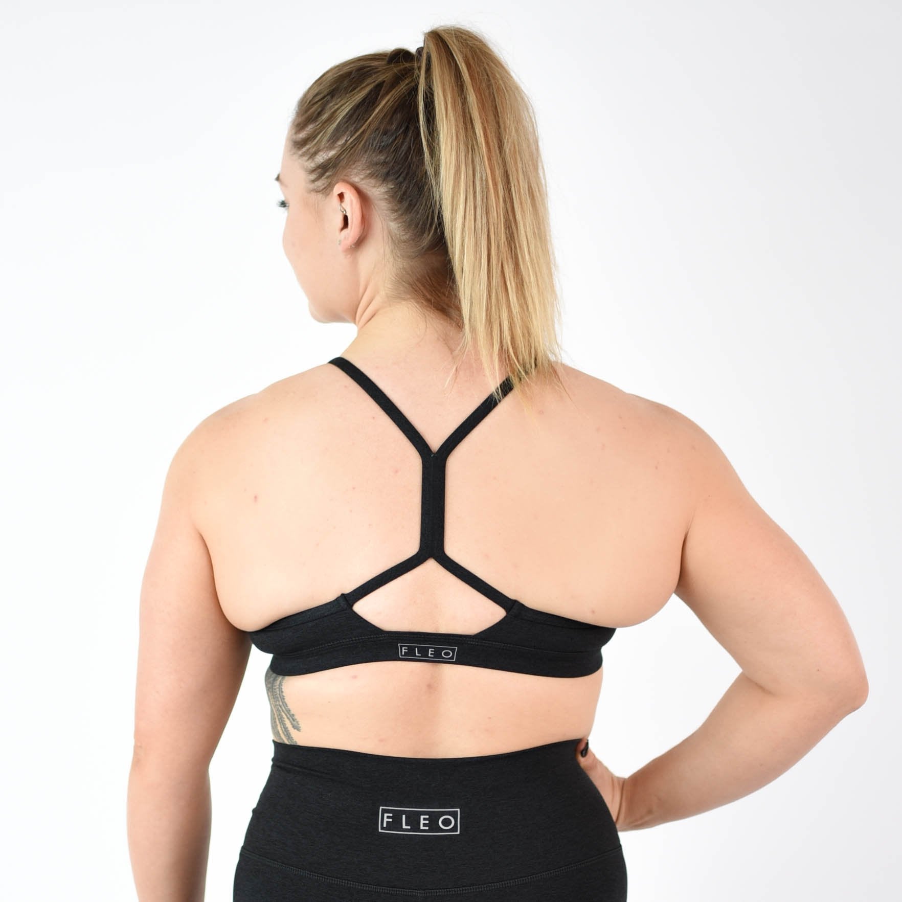 FLEO - Reinette Sports Bra - Medium Support - Sports Bra - heather-black-reinette-5