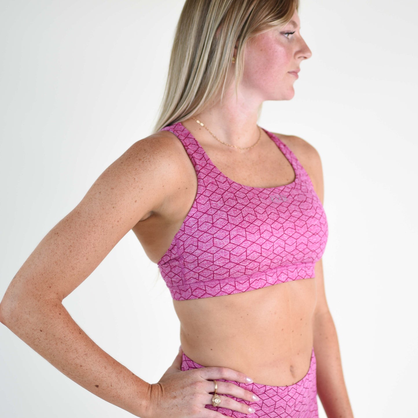 FLEO - Isla Sports Bra - Medium Support - Sports Bra - heather-fusch-3