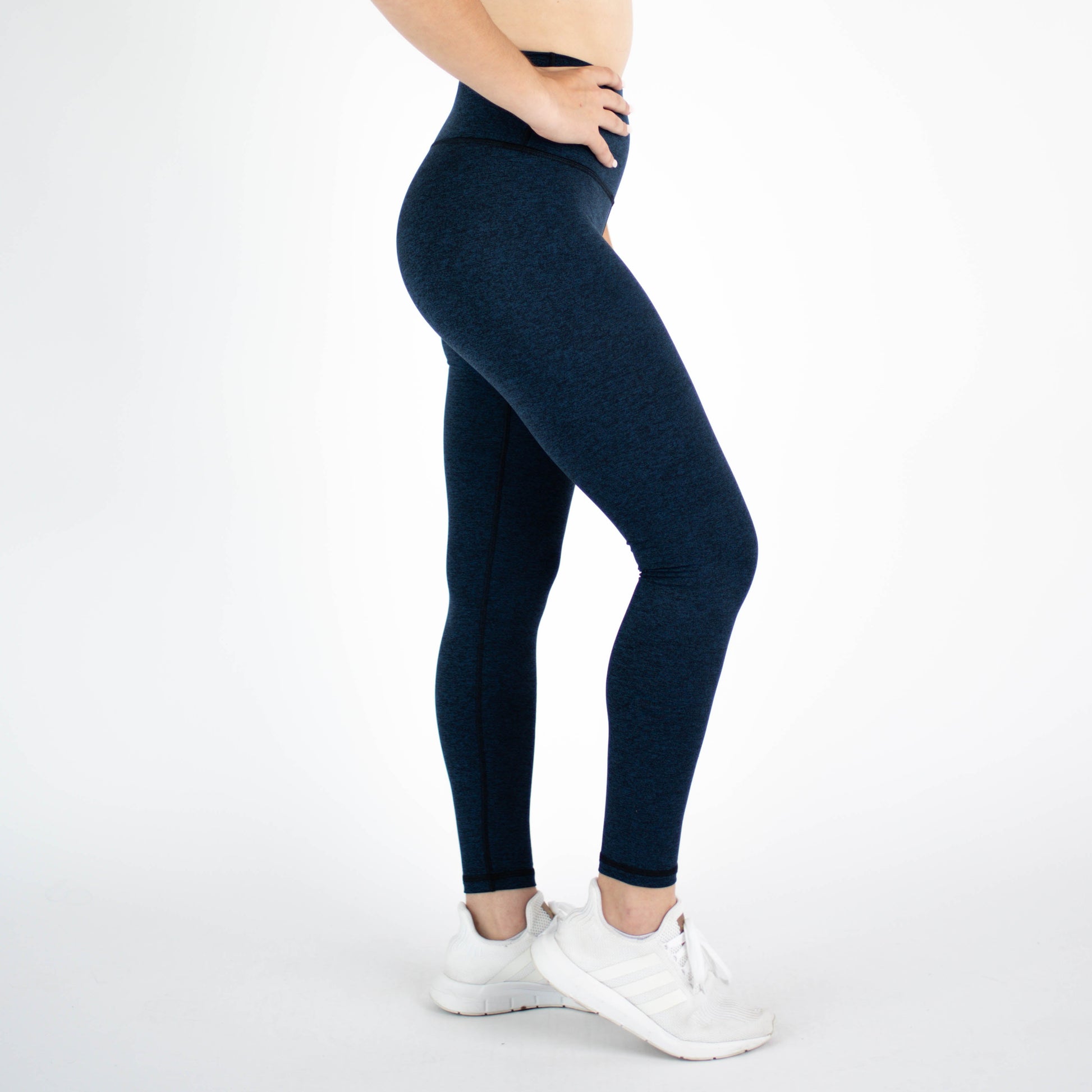 FLEO - Super High Legging - Higher Rise - Leggings - iris-blk-3_97efaa84-a697-4f53-8343-3804e1f45c8d