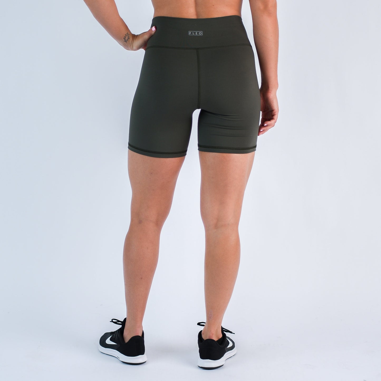 FLEO - Pedal Short 6" - No Front Seam - Higher Rise - Shorts - olive-nfs-syd-5