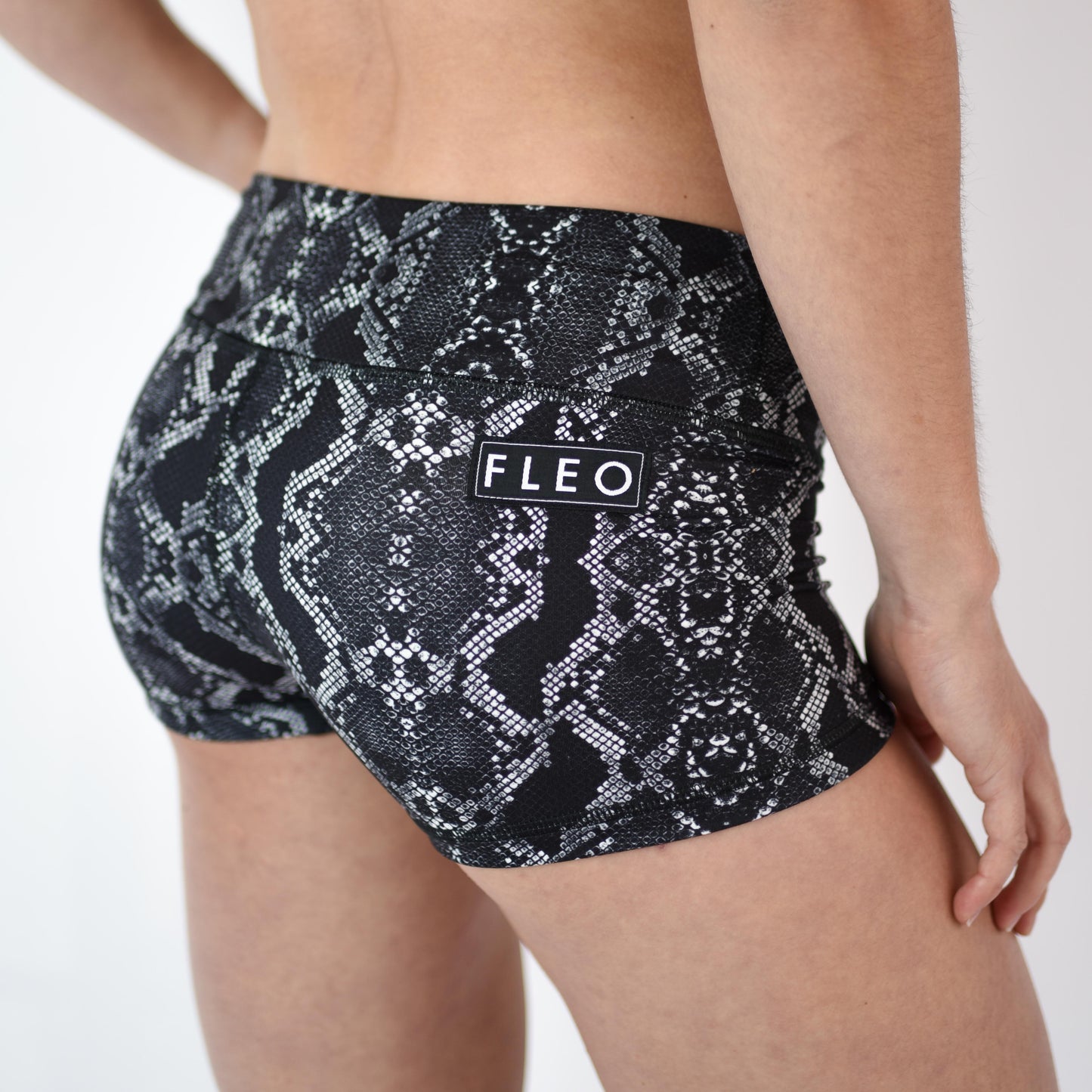 FLEO - Original Short 2.5" - Mid Rise - Shorts - snake-5