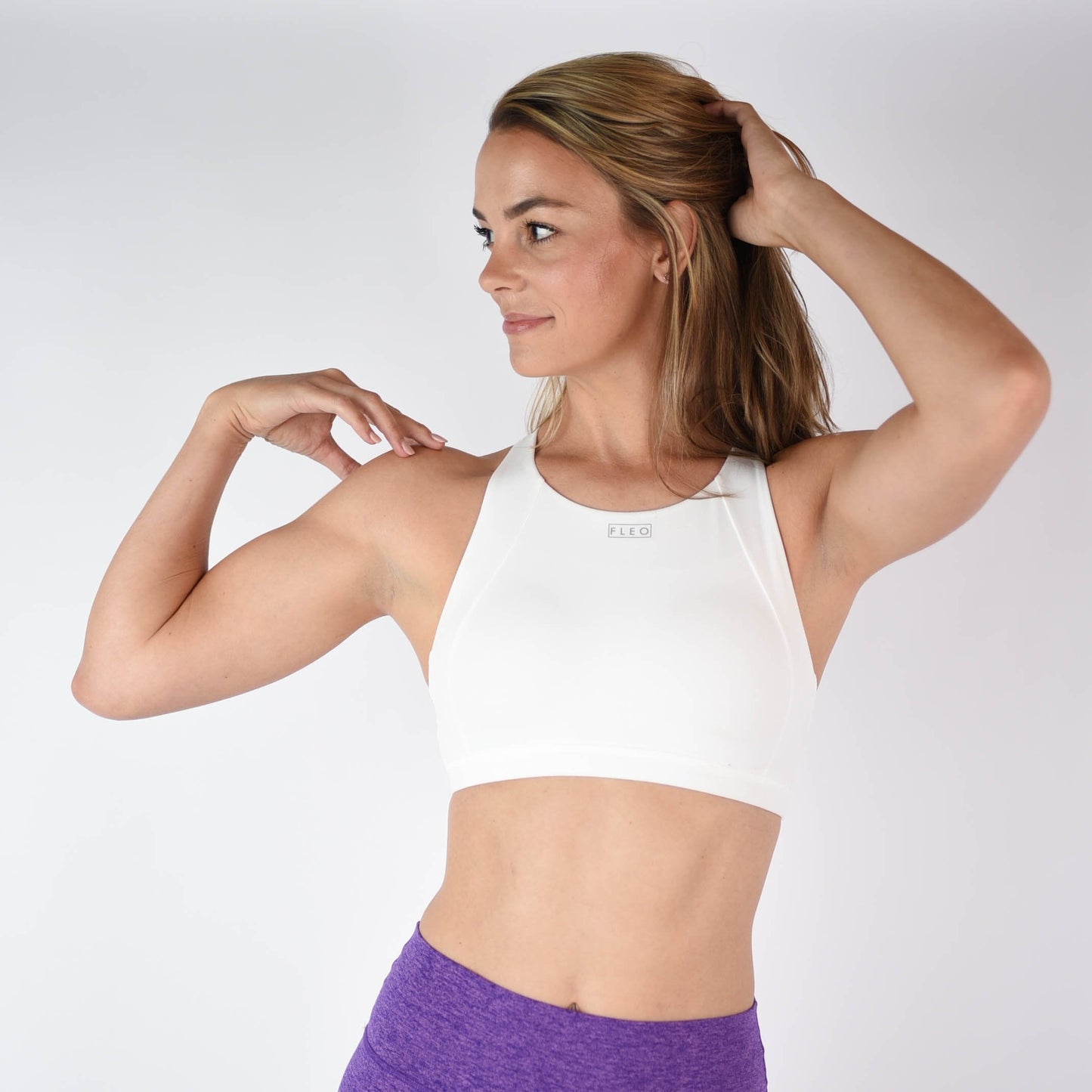 FLEO - Jourdaine Sports Bra - Medium Support - Sports Bra - white-1_53acd17c-7359-4247-9798-9a9c84ba61a1