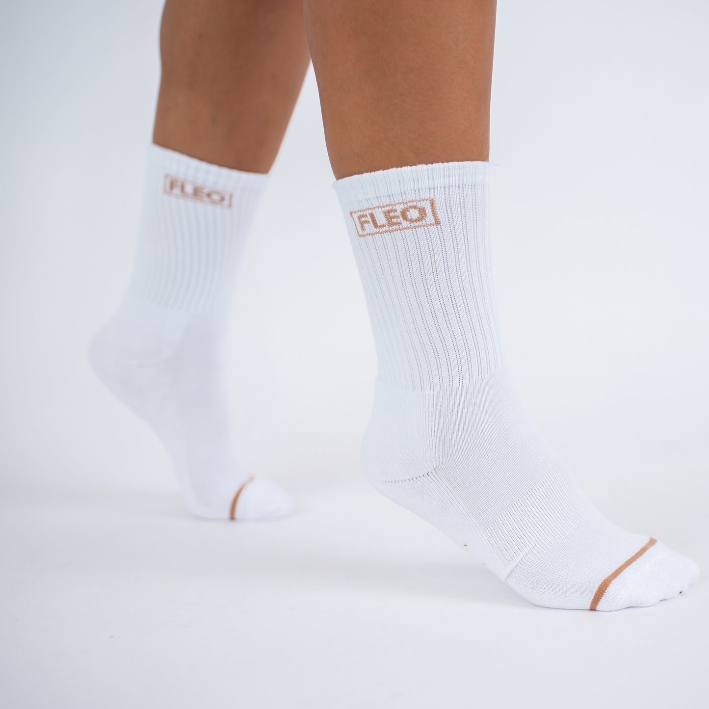 FLEO - Crew Socks - Side Logo - Accessory - white-tancrew-2