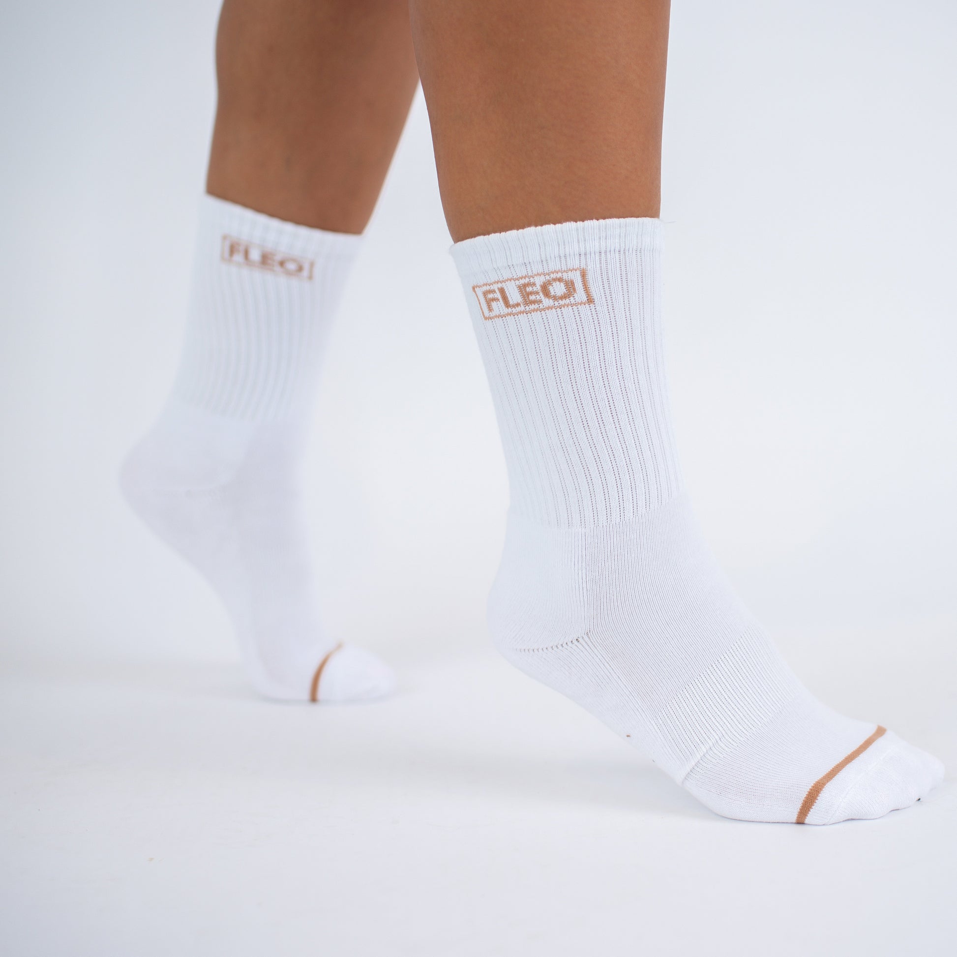 FLEO - Crew Socks - Side Logo - Accessory - white-tancrew-2